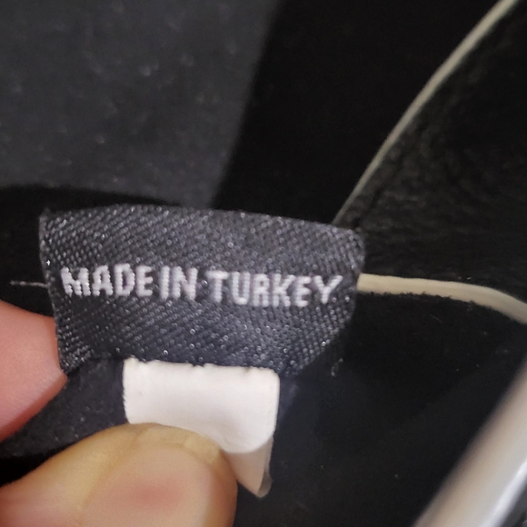 Miu Miu Dahlia Crossbody Bag Small - Picture 9 of 12